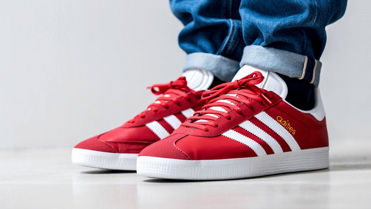 
     Las rebajas de El Corte Inglés dejan al 40% de descuento las Adidas Gazelle ideales para combinar con vaqueros   