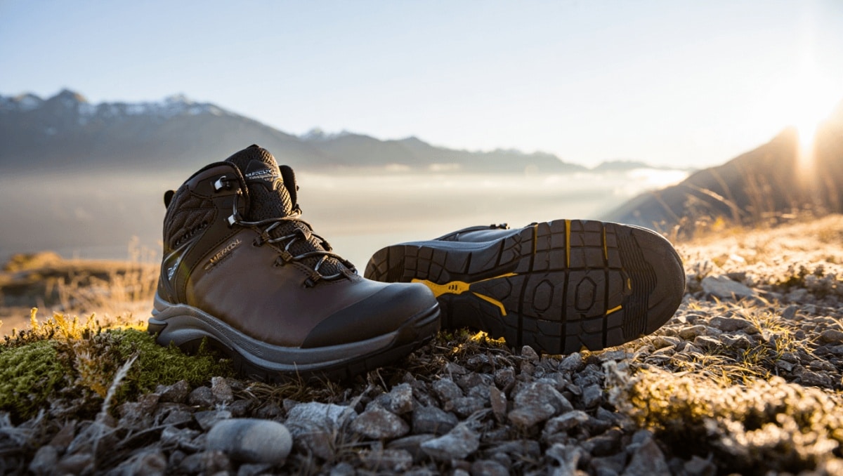 
     No son Salomon, pero estas botas impermeables Merrell nada tienden que envidiar y están al 50% de descuento    