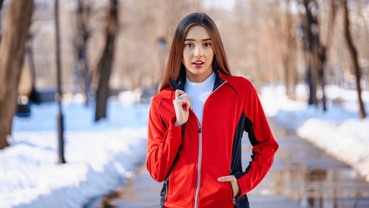 
     Hoy lunes, 16 de febrero, llega a Lidl la chaqueta deportiva tirada de precio que más vamos a usar antes de que acabe el invierno   