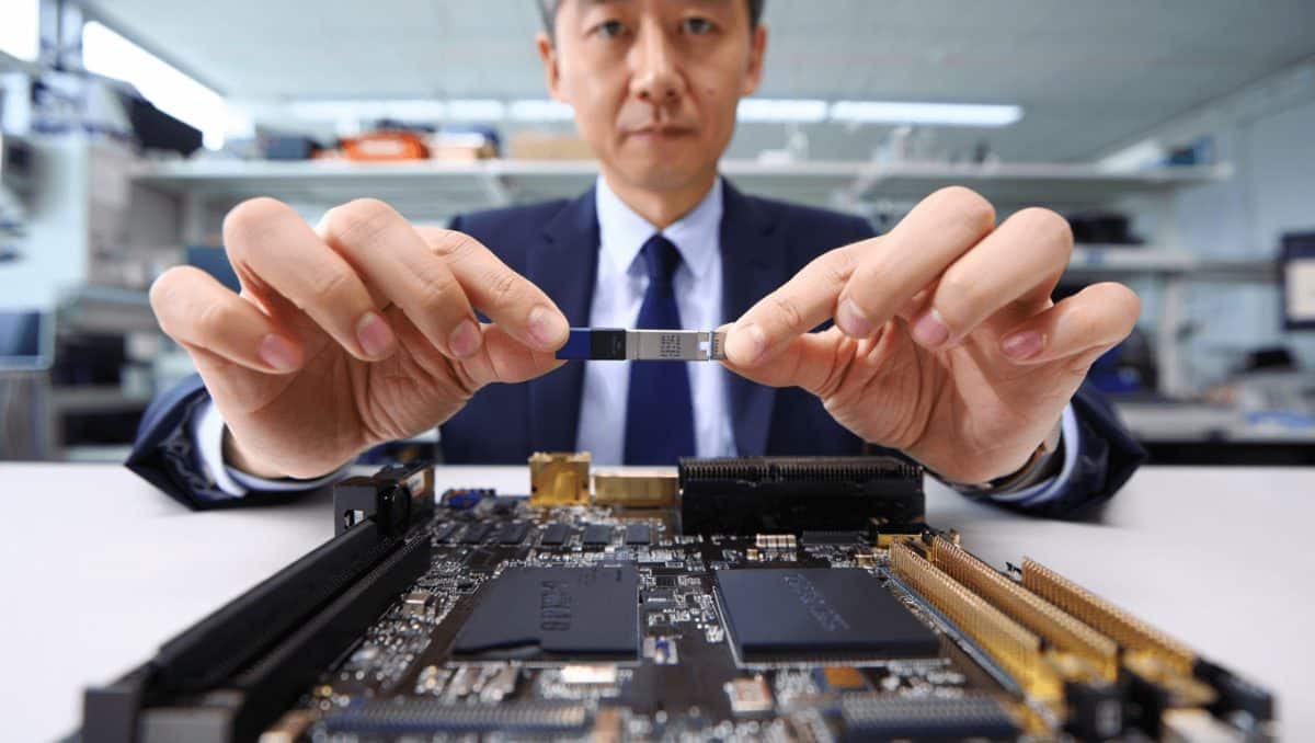 El creador de las memorias USB hace una predicción sobre la RAM y no pinta nada bien: "Quien no tenga lo necesario ahora no sobrevivirá"