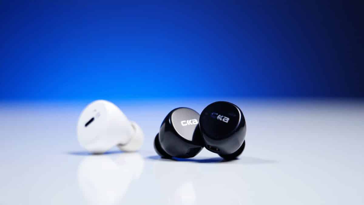 Qué auriculares inalámbricos comprar por menos de 50 euros: consejos y recomendaciones