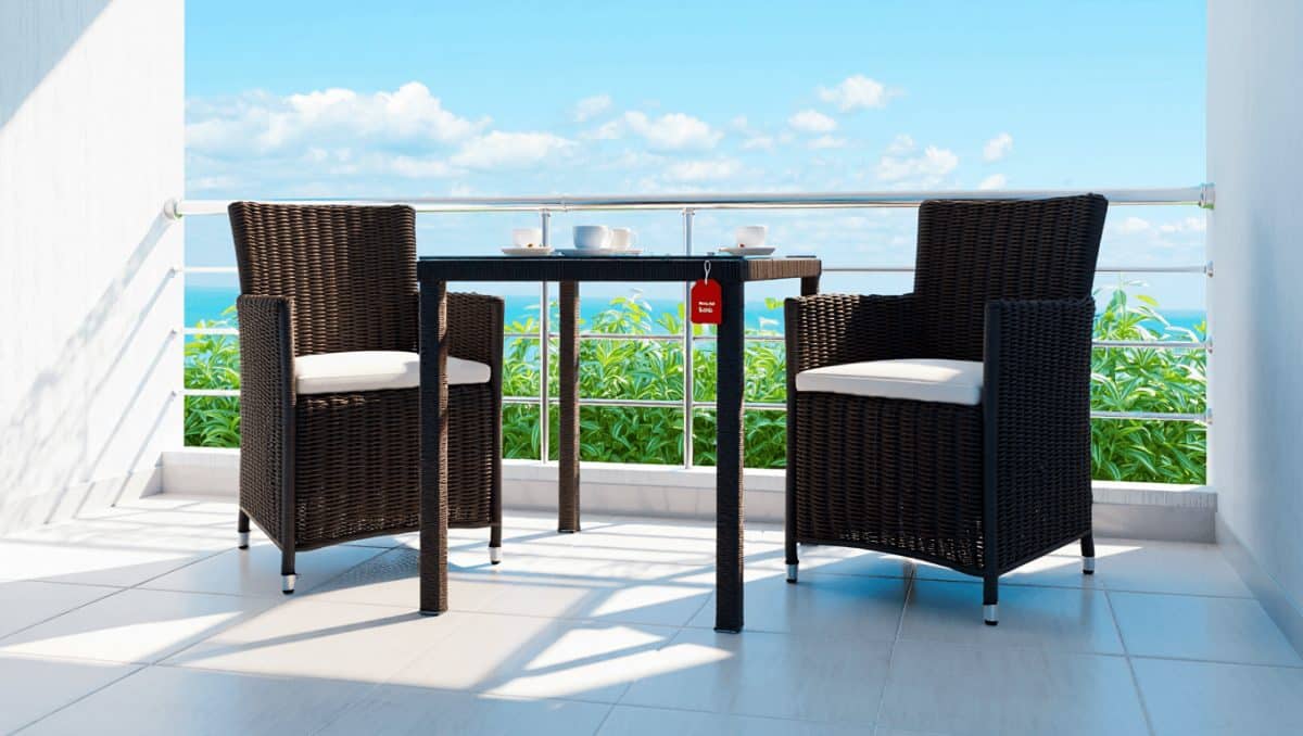 Menos de 90 euros cuesta este set de sillas y mesa de jardín en las rebajas de Leroy Merlin