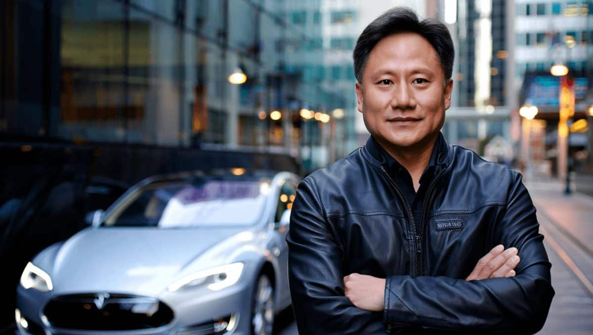 Nvidia no quiere ser Tesla, quiere que todos lo sean: la gran diferencia entre Alpamayo y la estrategia de Elon Musk