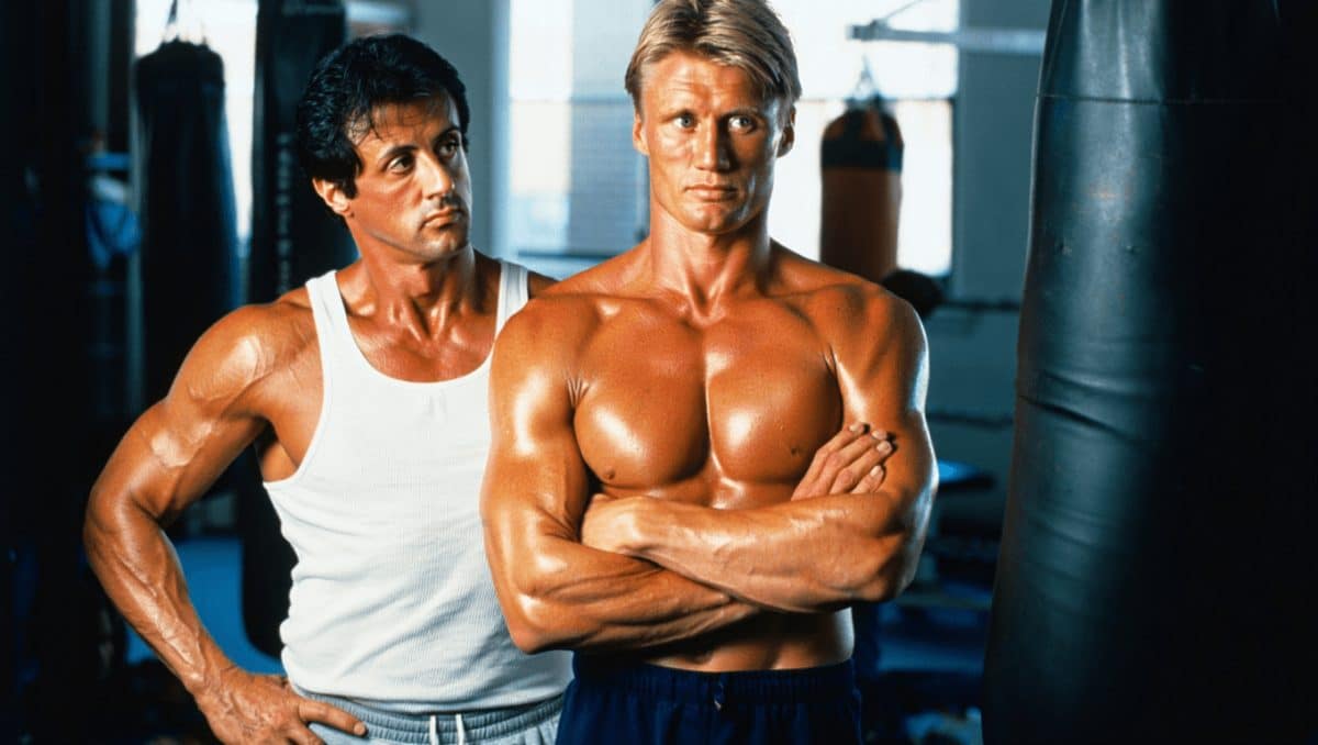 "Lo odiaba". Hace 41 años, Sylvester Stallone sentía mucha envidia de esta estrella de películas de acción antes de hacer 6 películas con él