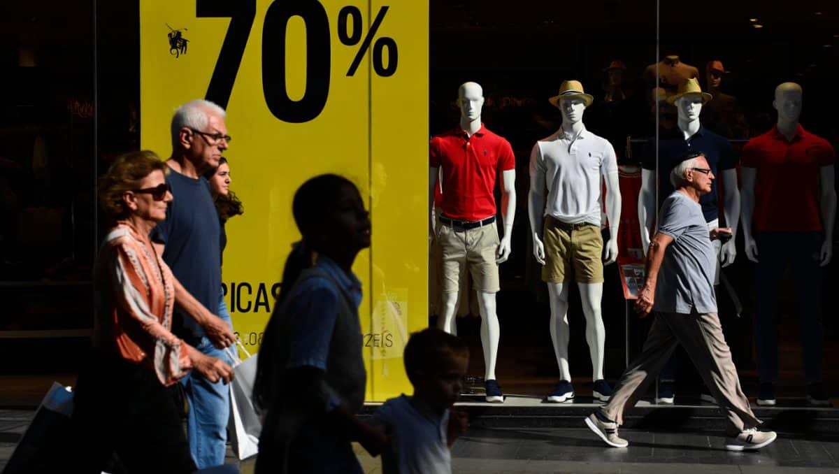 El Corte Inglés inaugura el verano en su outlet con una liquidación Polo Ralph Lauren al 70%: faldas, camisas y más