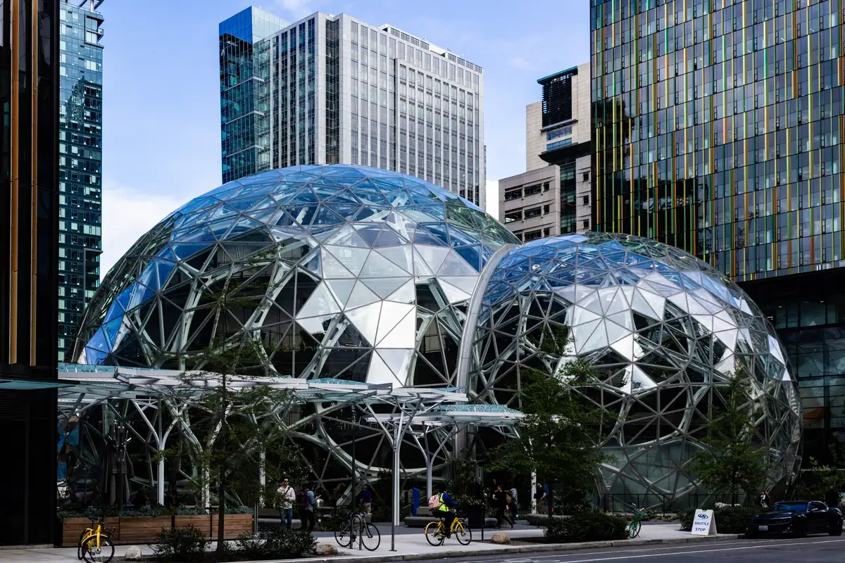 Amazon celebra 15 años en España con 15 euros de descuento en septiembre