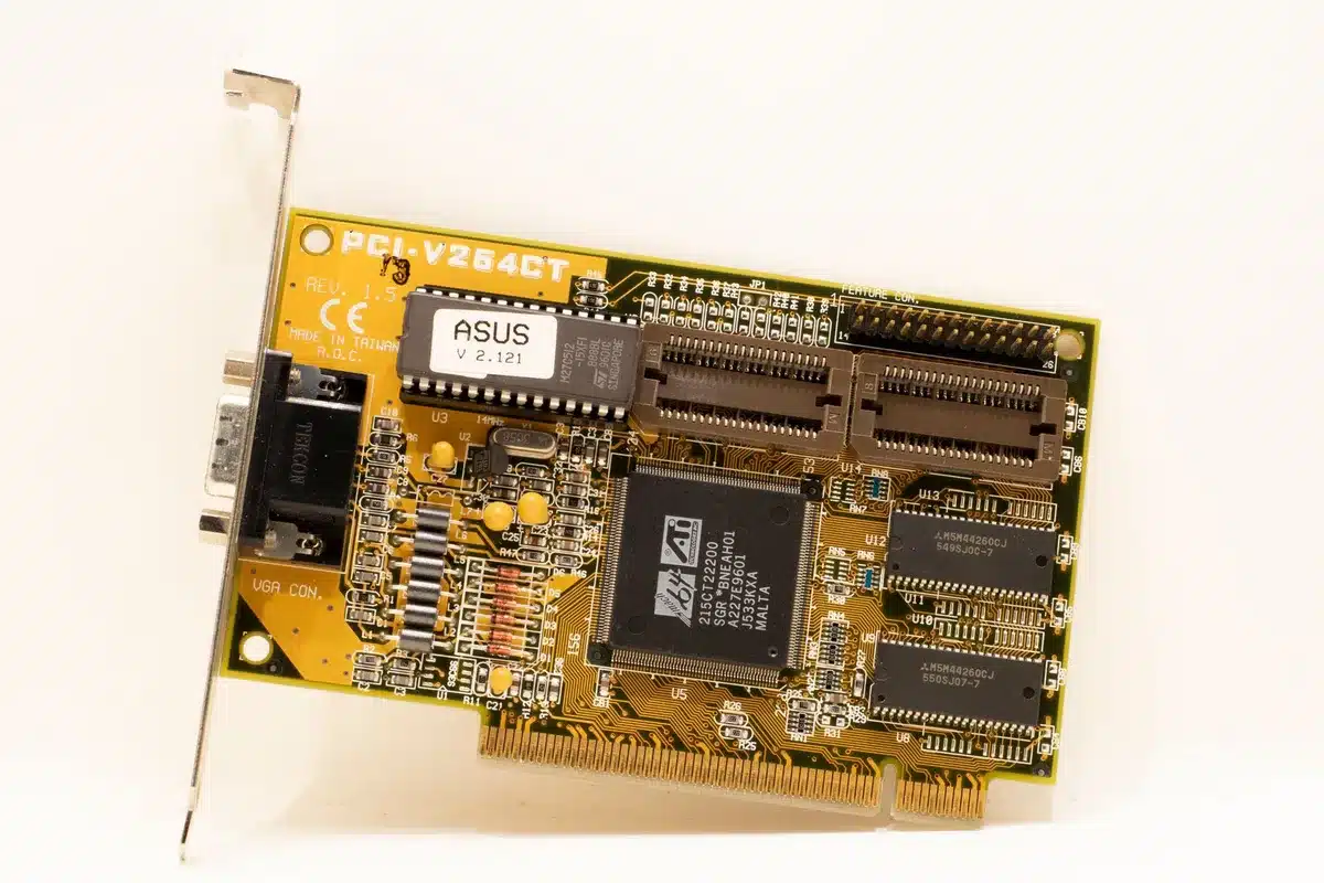 Close-up of the M5 Ultra chip architecture with visible nanometer-scale transistors and quantum computing-inspired visual metaphor, emphasizing AI processing power