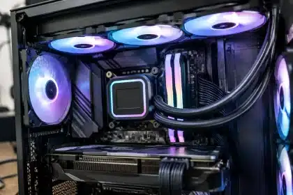 ASUS ROG Strix SLC IV 360: refrigeración compacta con pantalla ARGB y rendimiento premium