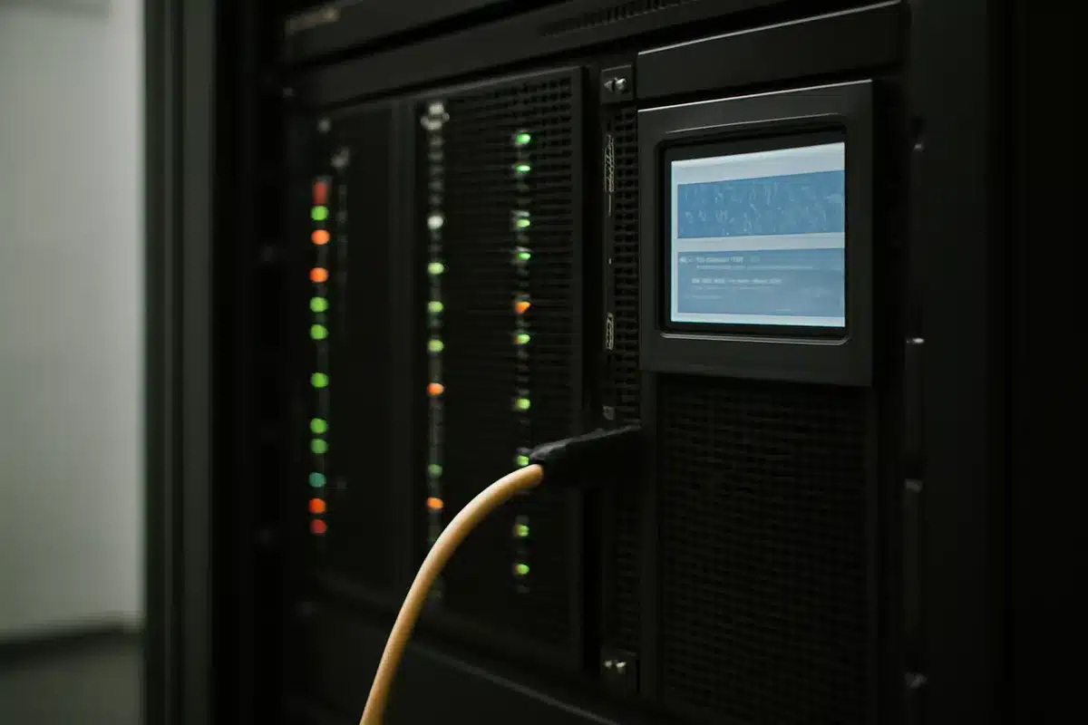 Cómo controlar y optimizar CPU, GPU y memoria en Linux: cgroups y herramientas clave
