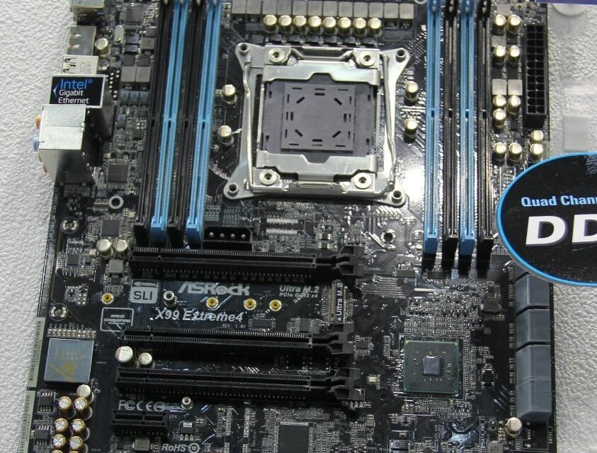 ASRock X99 Extreme4 y Extreme6