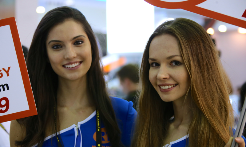 Booth-Babes-Computex-2014-1