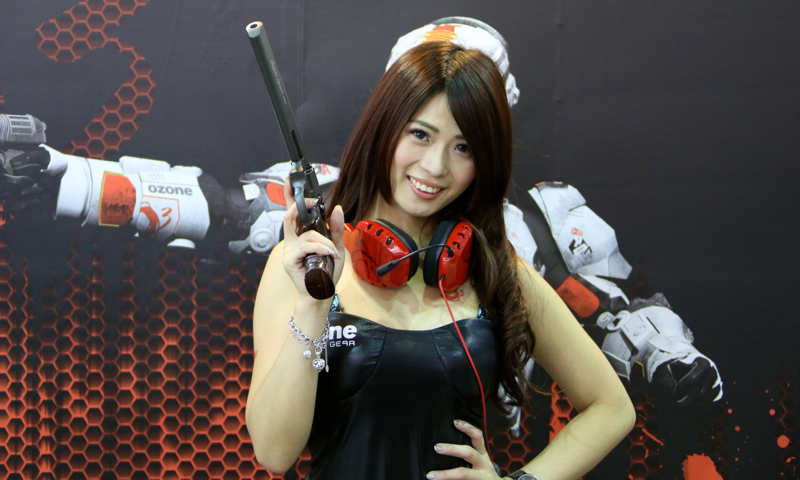 Booth-Babes-Computex-2014-39