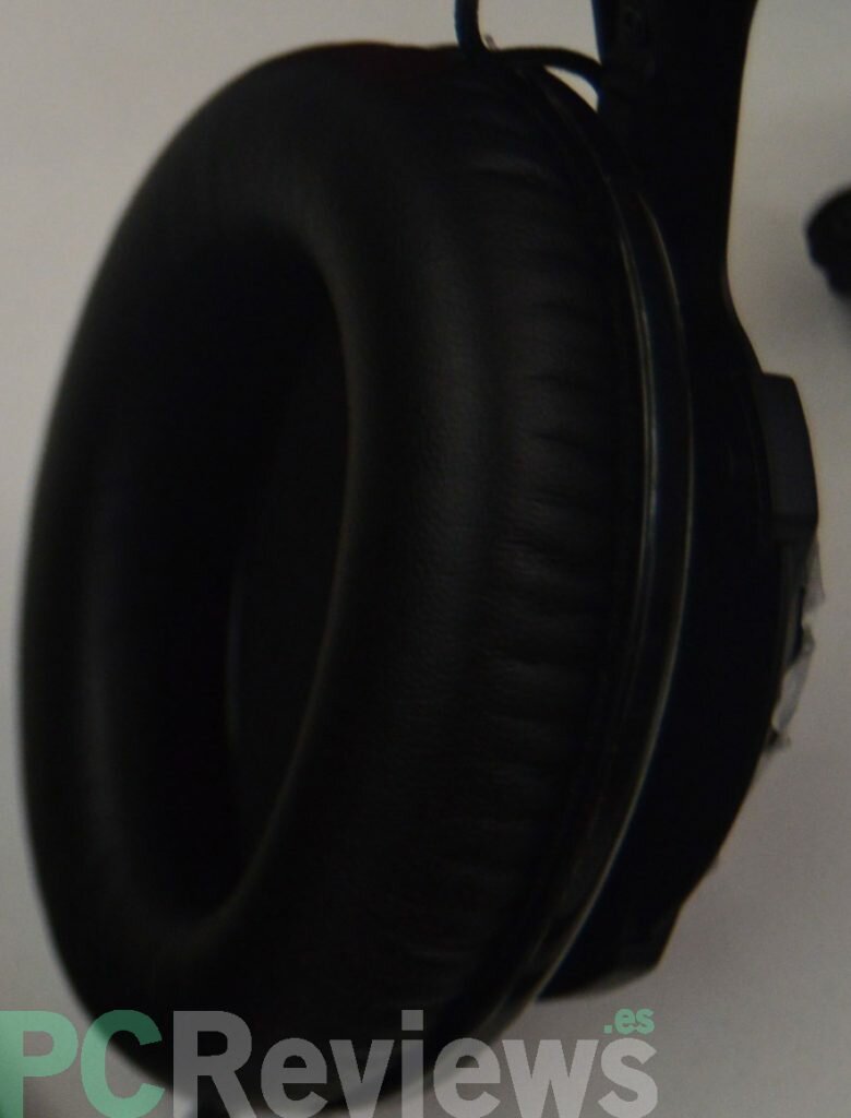 hyperx-cloud-revolver-12