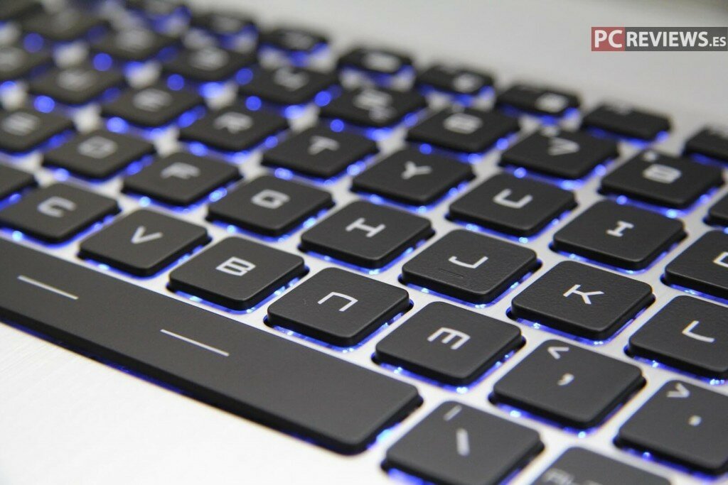 msi-prestige-pe70-steelseries