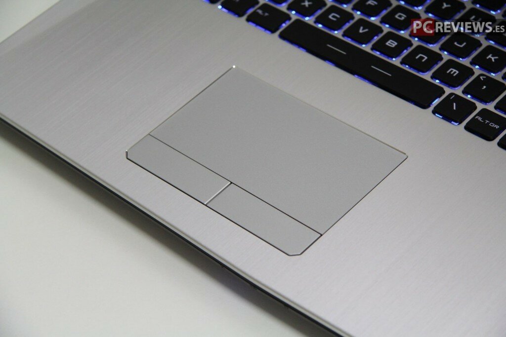 msi-prestige-pe70-touchpad